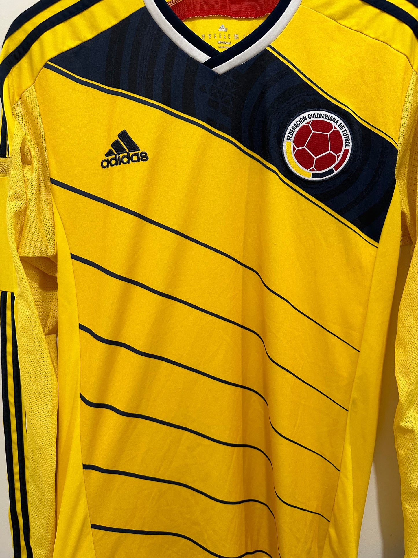 Colombia 2014 Home Long Sleeve Soccer Jersey (M)