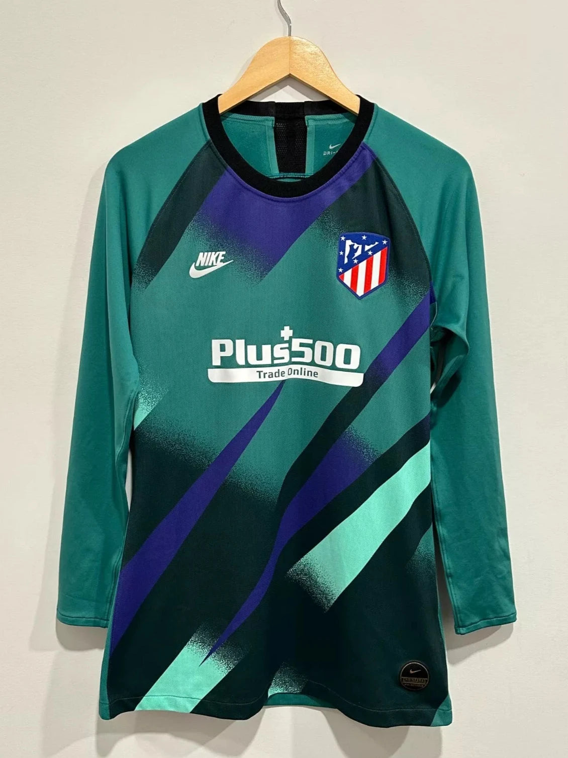 Atletico Madrid 2019/20 Long Sleeve Goalkeeper Soccer Jersey (M)